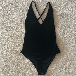 Black Velvet Bodysuit (M) *NEW*